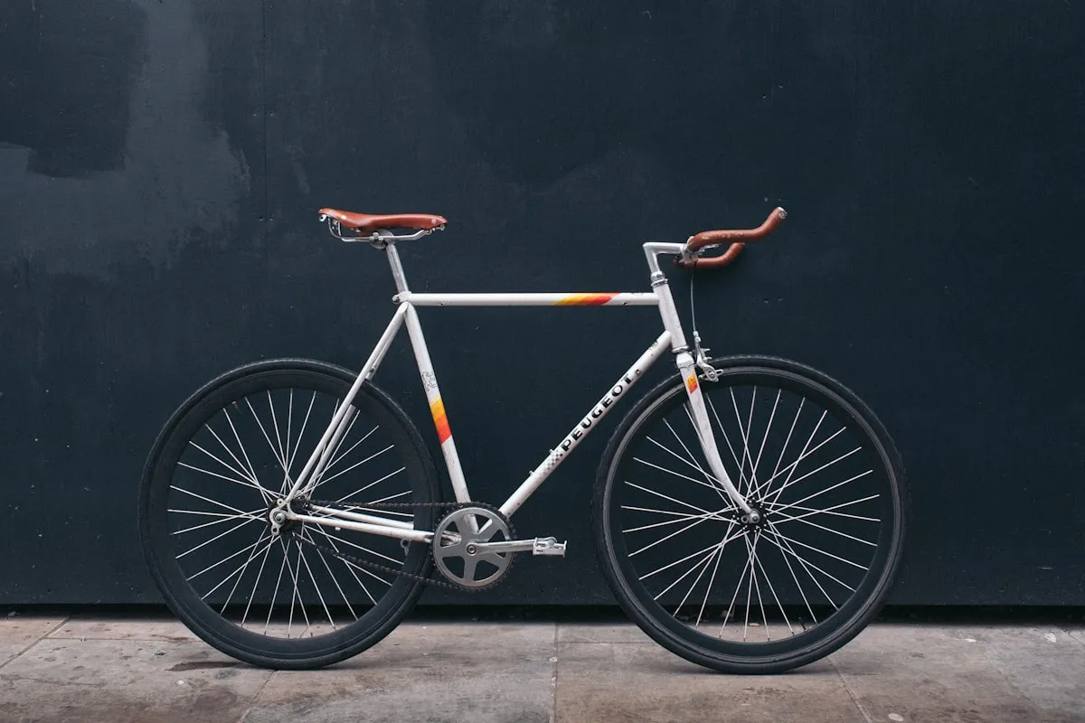 Urban SUV e-bike riding