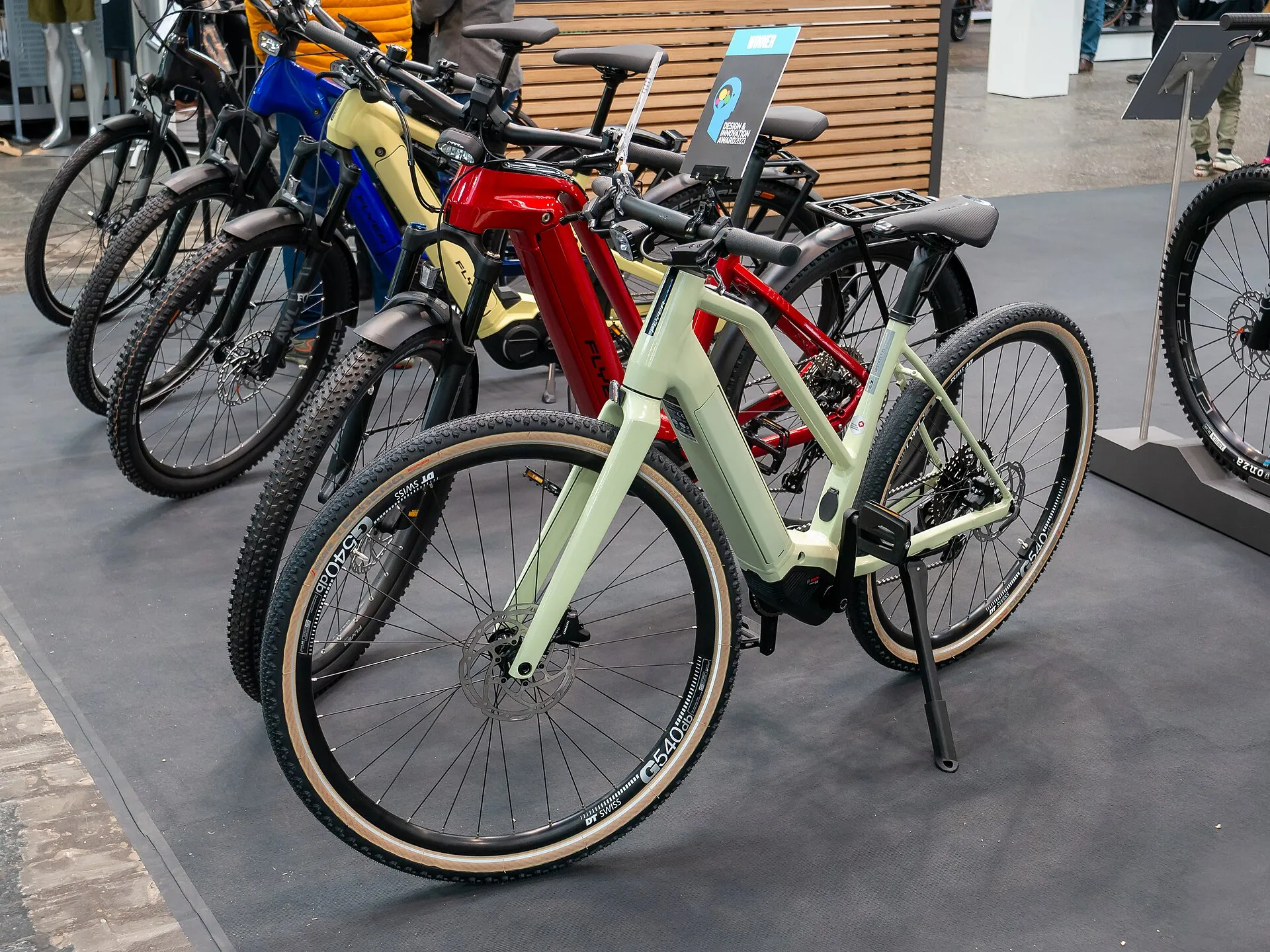 Urban SUV e-bike riding
